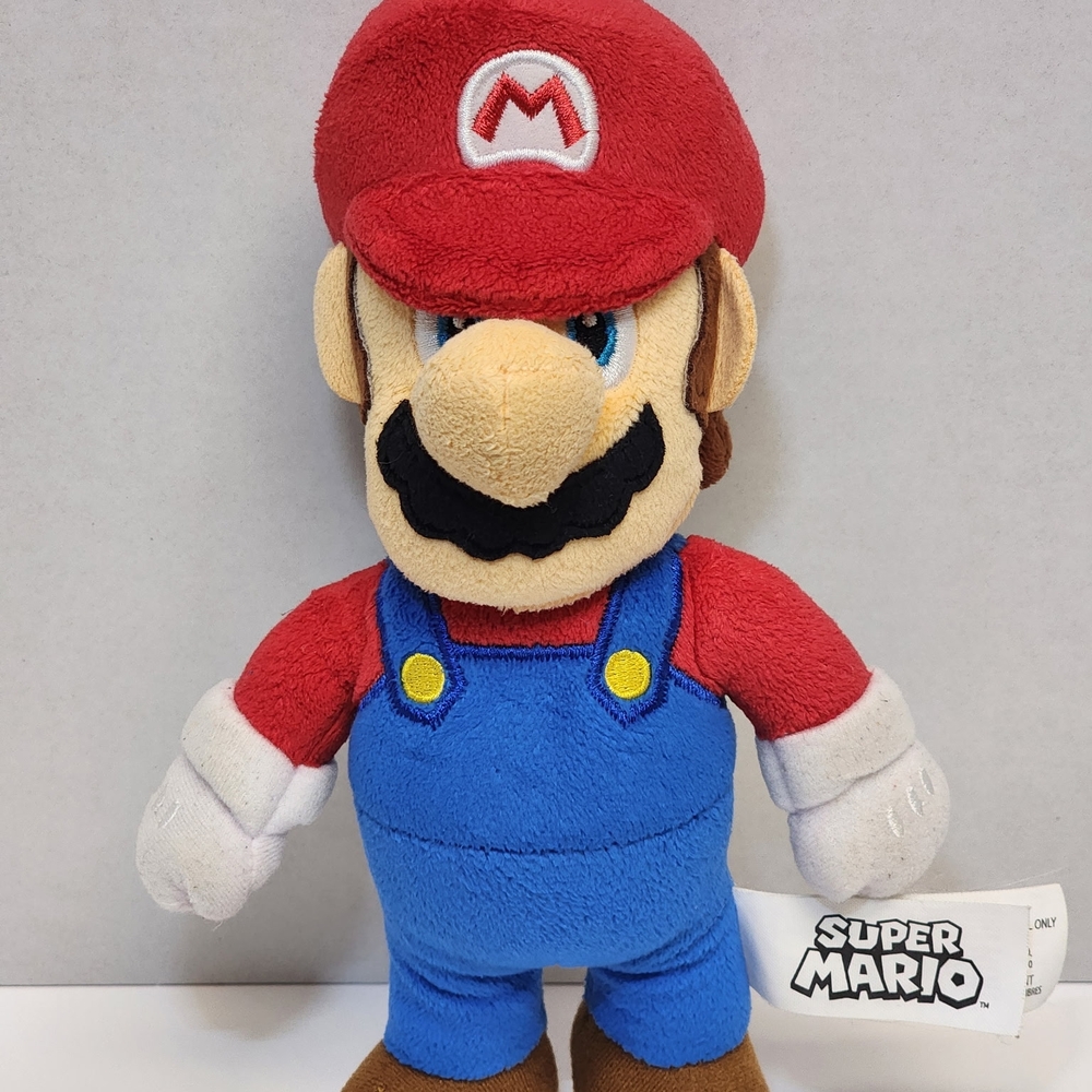 Super Mario Plush 2021 10in Jakks Pacific Like New Great Condition